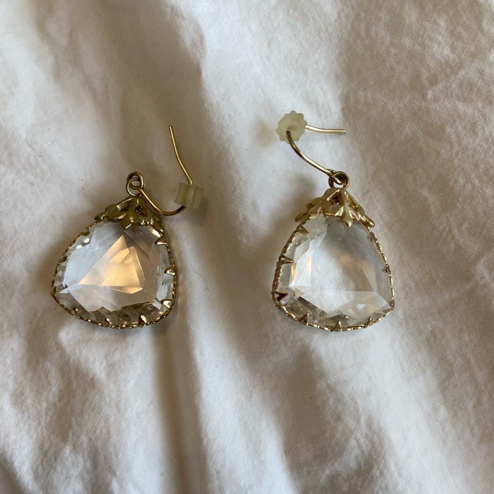 Glass crystal and gold small dangle earrings